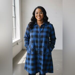 Women's Blue and Black Checkered Button-Down Shirt Size 2X